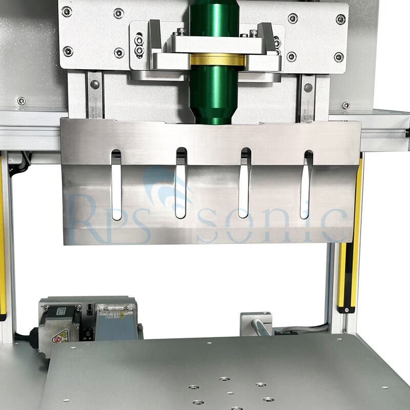 ระบบตัดเค้กด้วยคลื่นเสียงความถี่สูงกึ่งอัตโนมัติประสิทธิภาพสูง มีดอัลตราโซนิกสำหรับเครื่องทำเบเกอรี่